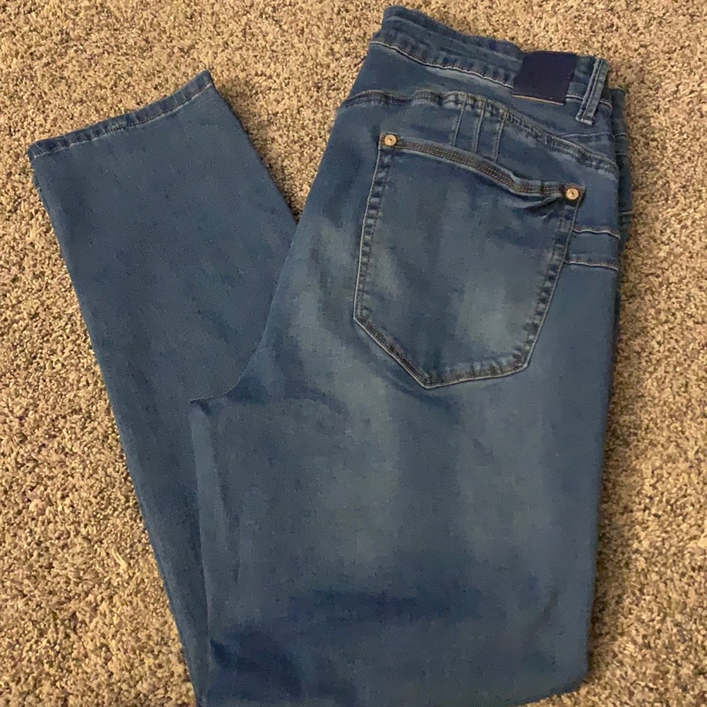 Sweet Look Women’s Plus Size 22 Skinny Jeans